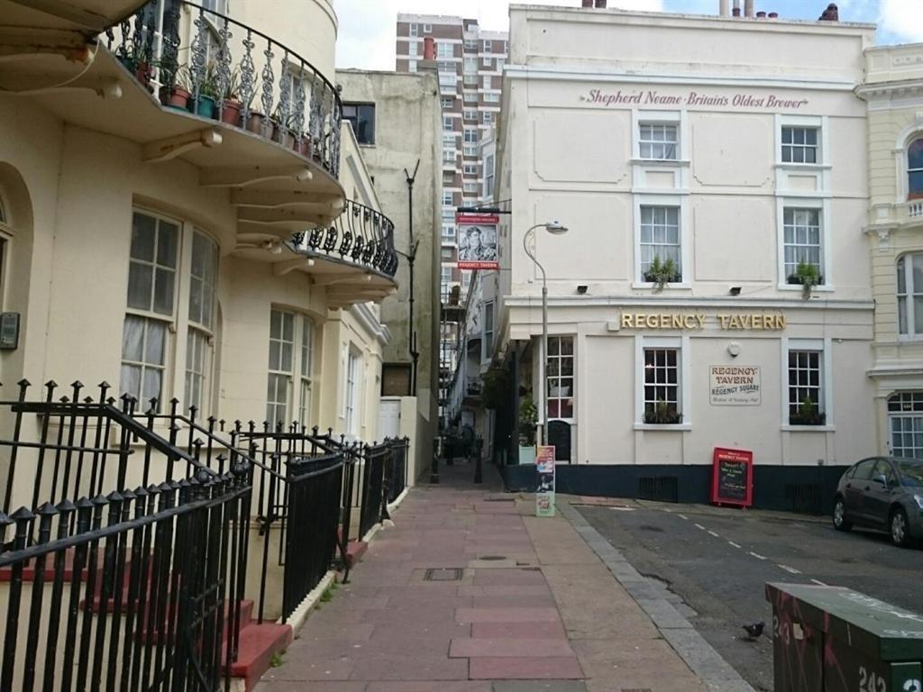 Innit Joy Hove Exterior foto