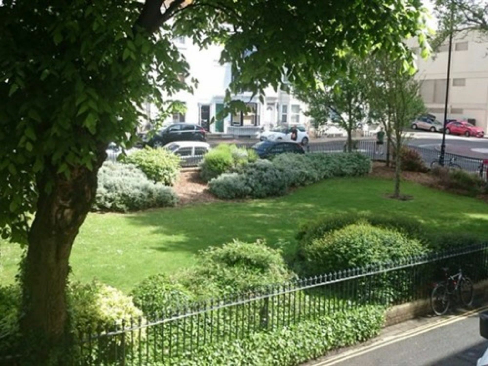 Innit Joy Hove Exterior foto