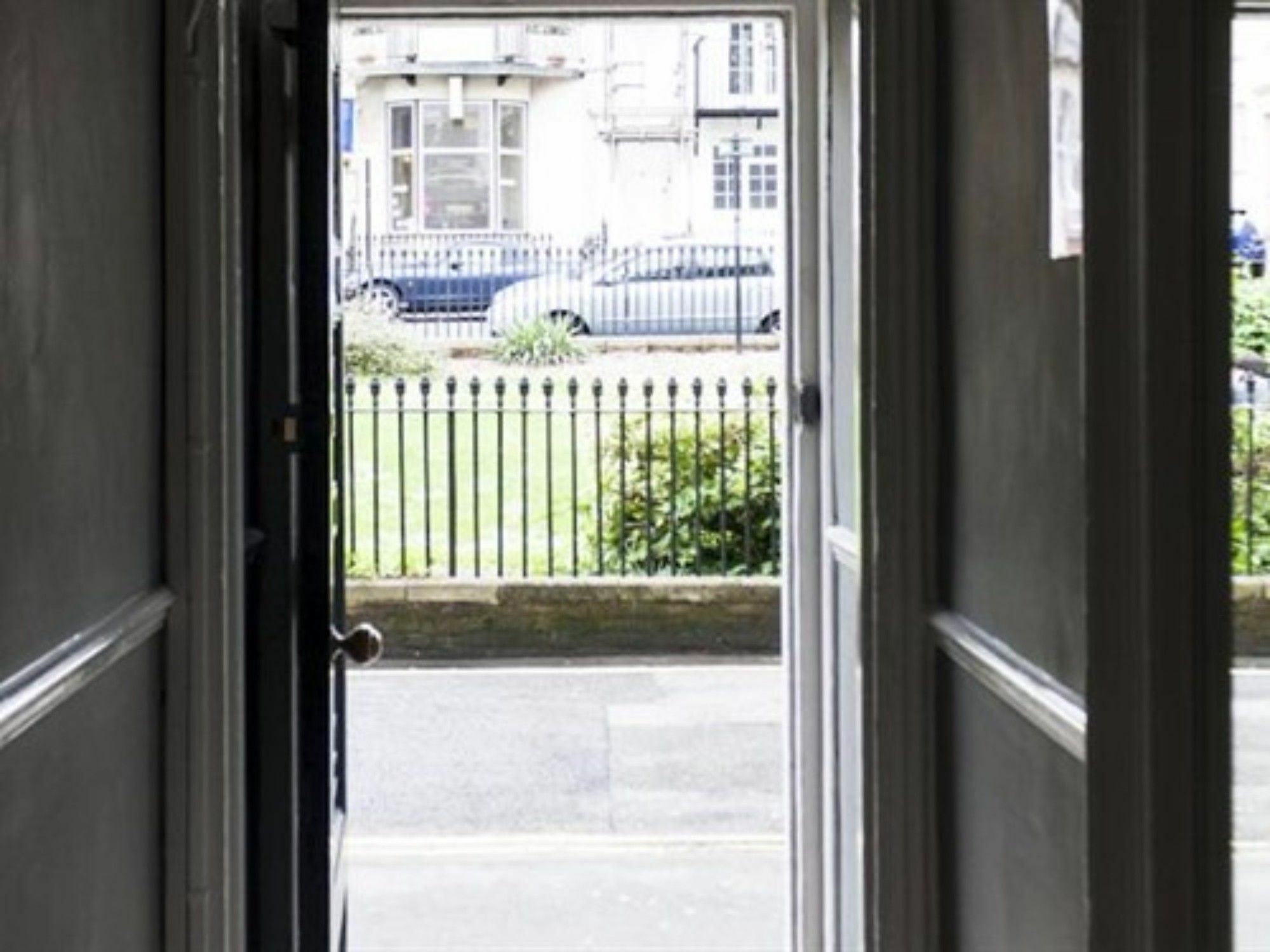 Innit Joy Hove Exterior foto